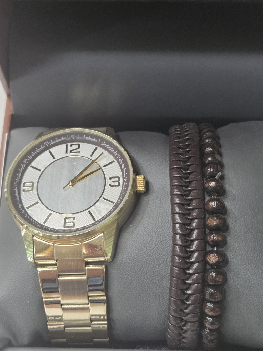 FOLIO MENS QUARTS WATCH WITH BRACELETS